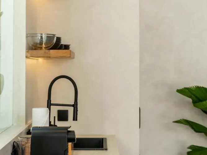 Yolla 2021c, By Yolla Hospitality Uluwatu (Bali)